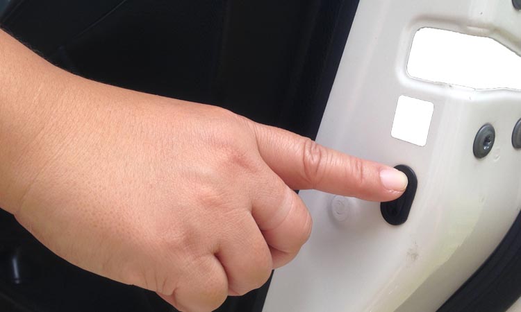How To Check The Child Lock In The Car For Safety