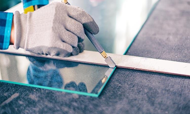 How To Cut Safety Glass: A Do-It-Yourself Guide
