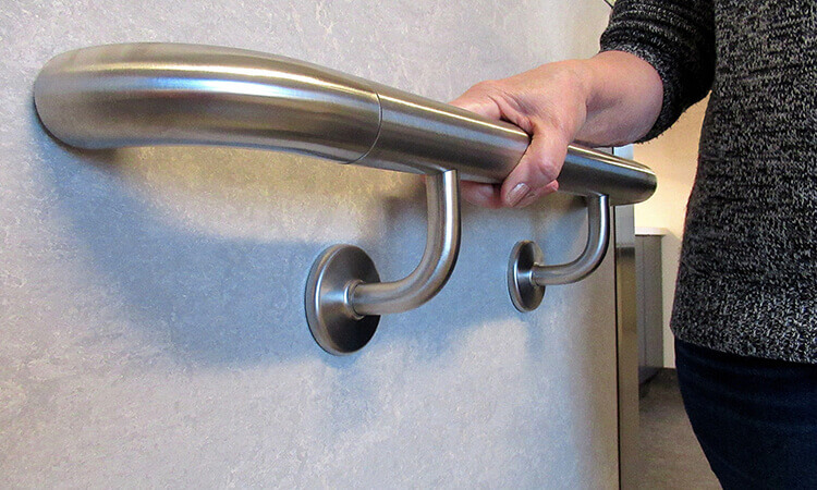 How To Install Grab Bars: A Do-It-Yourself Guide